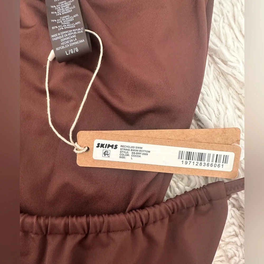 Sw38. SKIMS recycled swim string bikini bottom Large Cocoa NWT